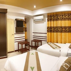 Large Twin Room
